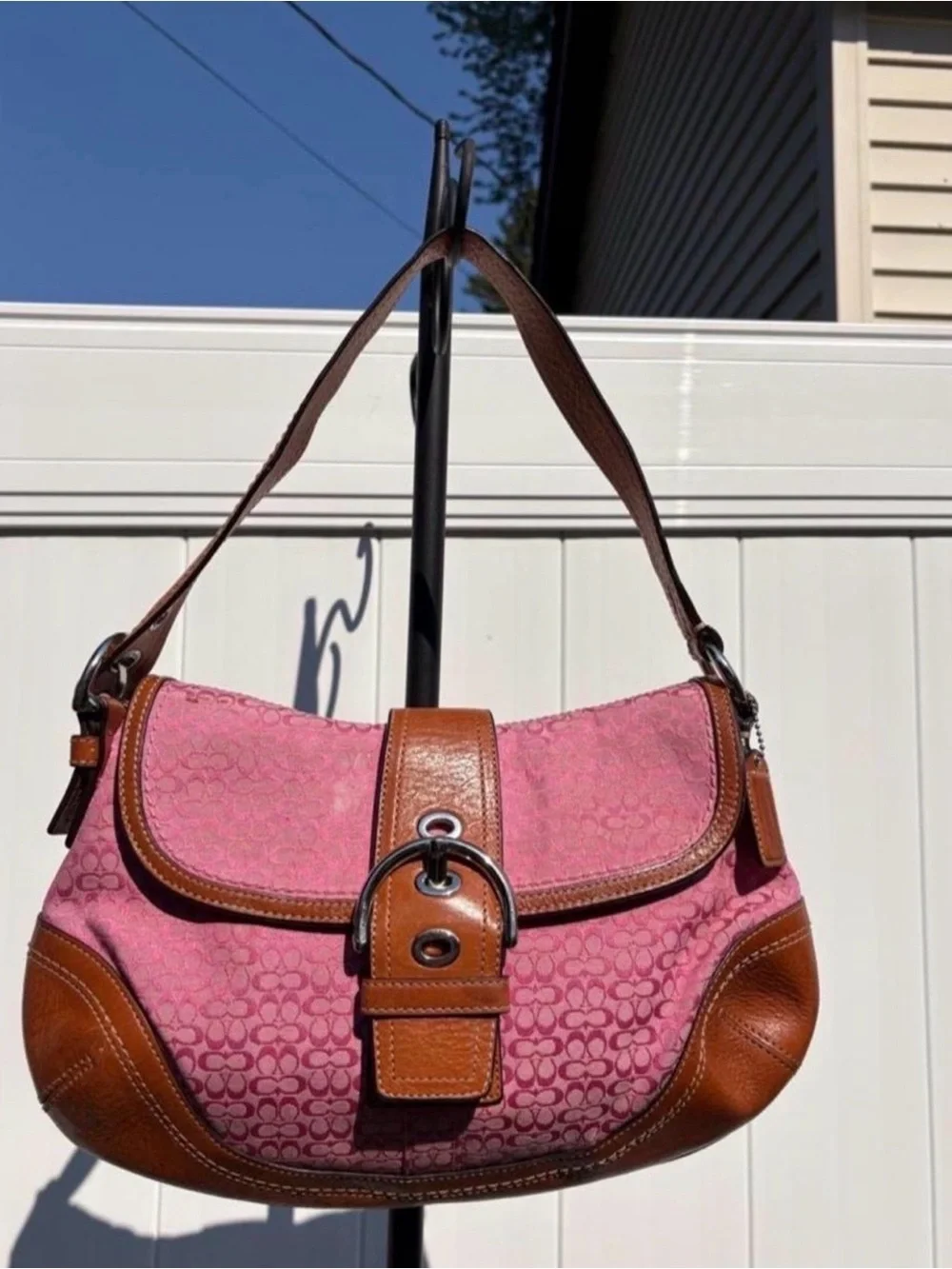 Medium size Coach Soho Signature C Shoulder Bag *Pink/Brown*